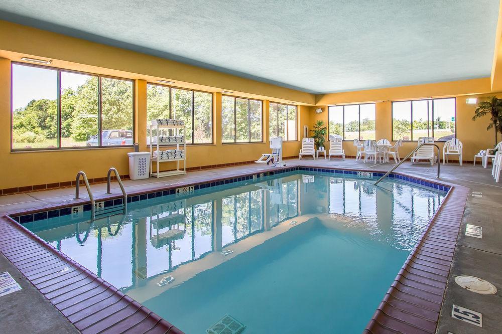 Comfort Near Campbell 3* Hopkinsville
