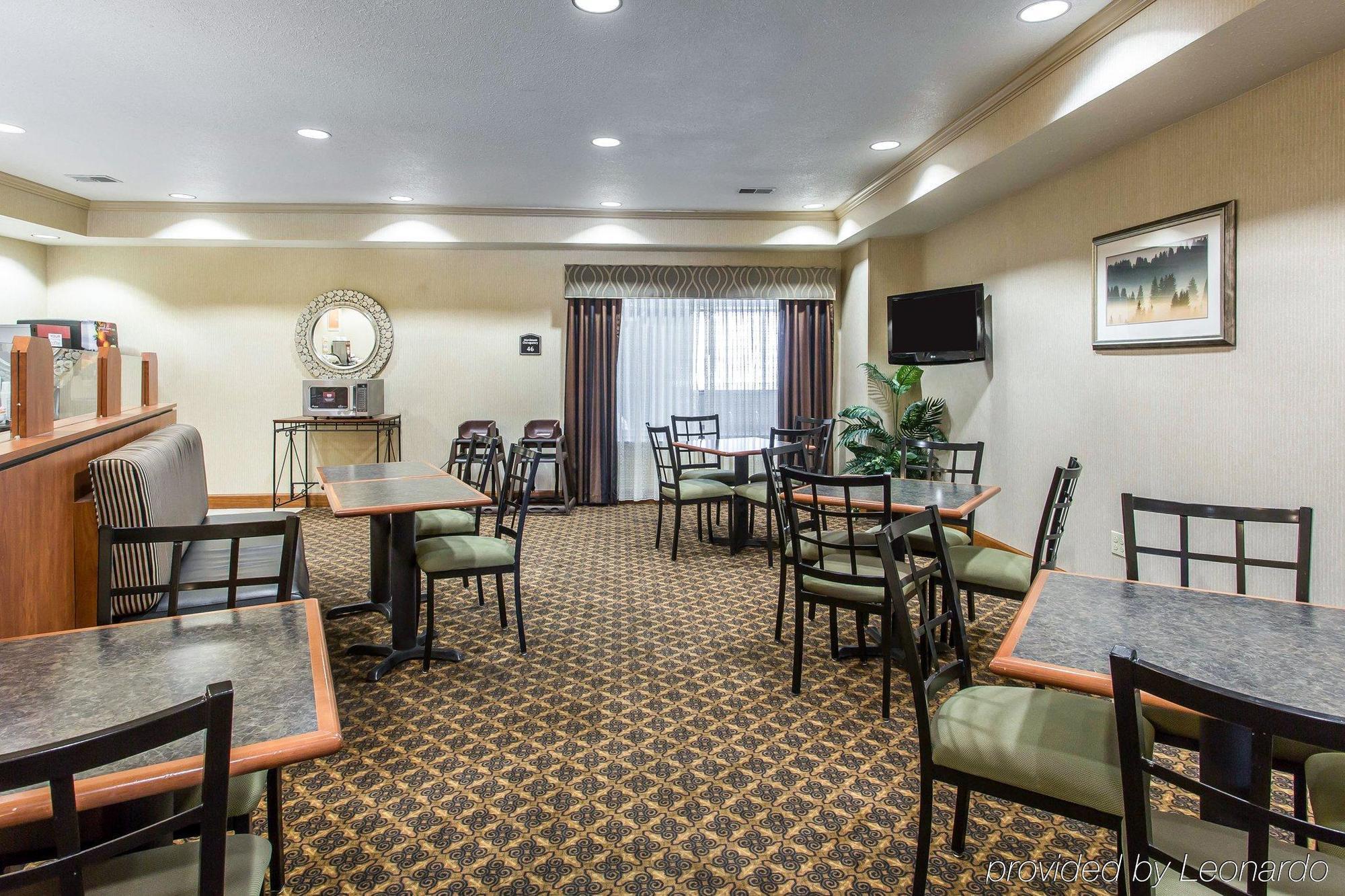 Comfort Near Campbell 3*