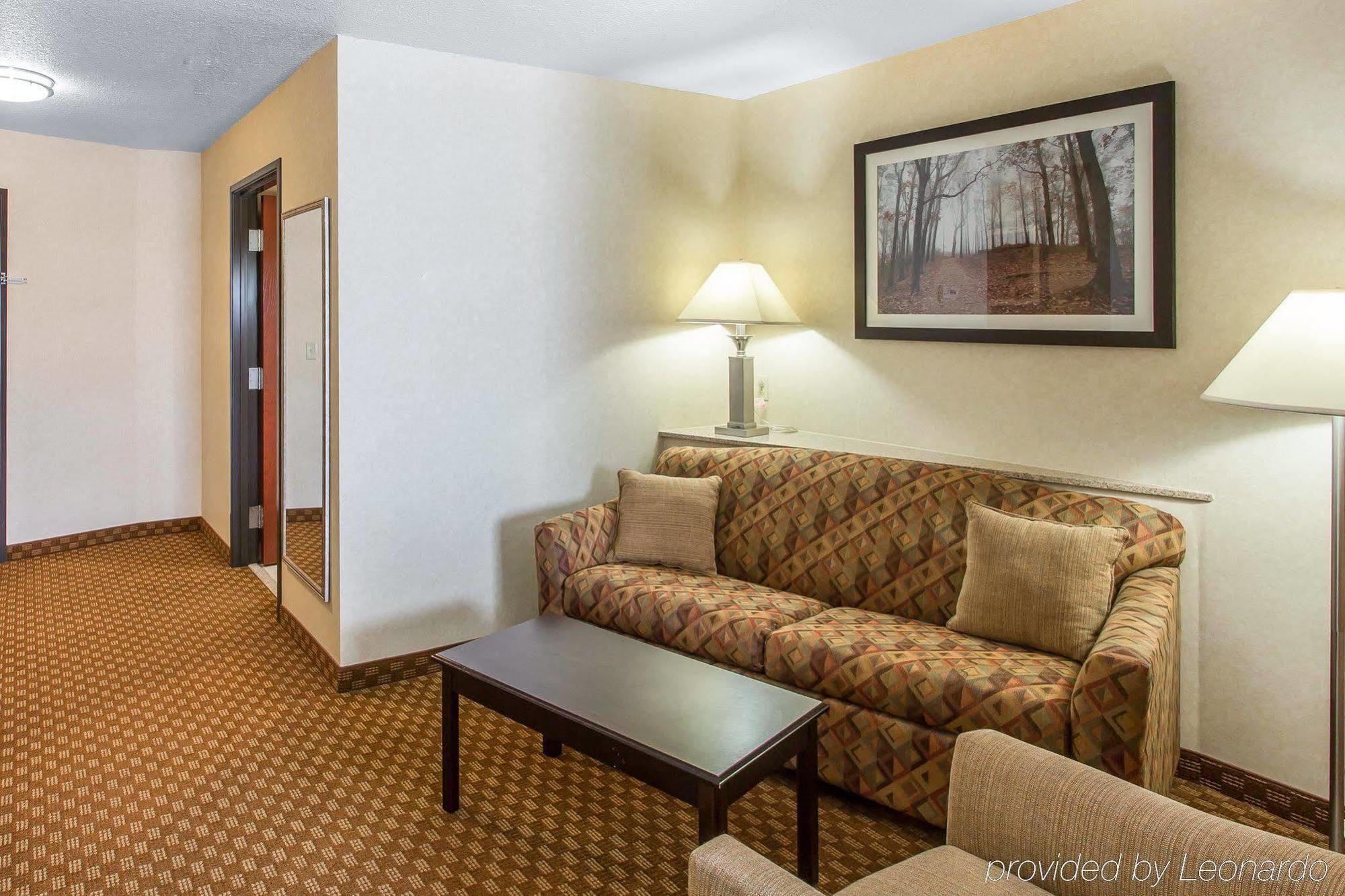 Comfort Near Campbell Hotel Hopkinsville
